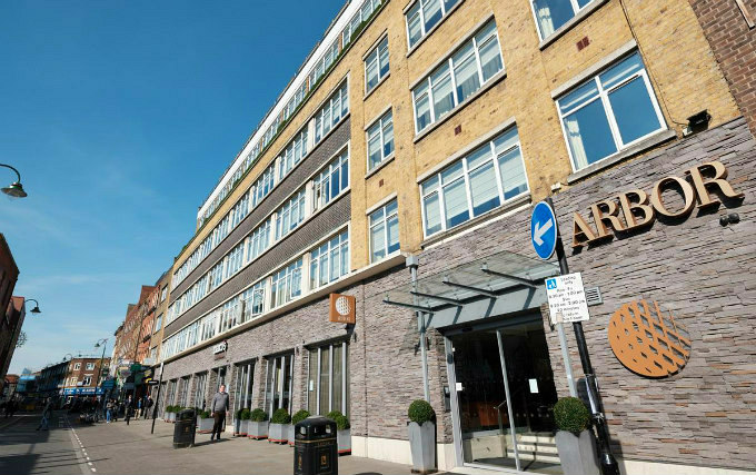 The exterior of City Hotel London