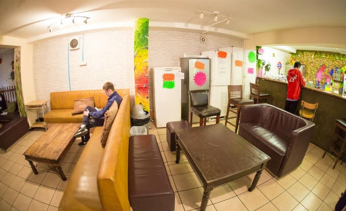 Relax in the lounge at Kensal Green Backpackers