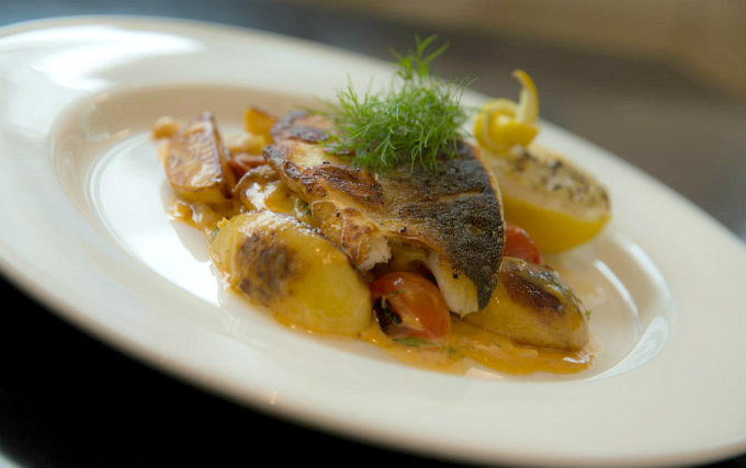 Enjoy a great breakfast at Holiday Inn Express London Stratford