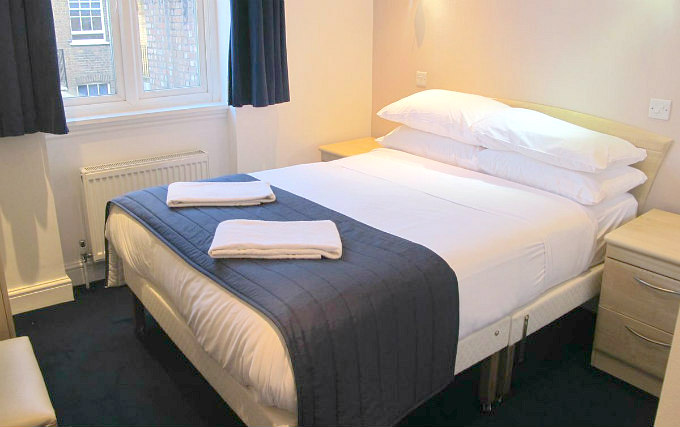 A comfortable double room at Alhambra Hotel