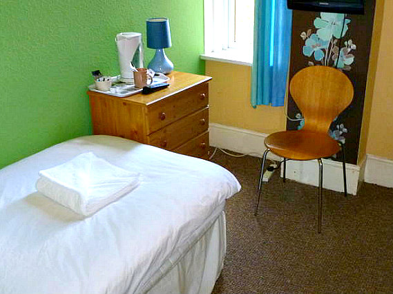 A single room at Antigallican Hotel