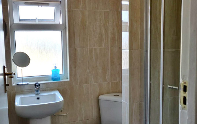 Bathroom at Westfield Hostel