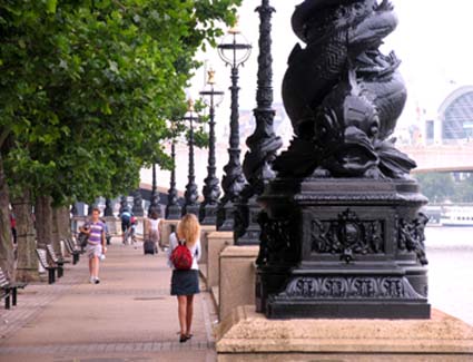 Reservar un hotel cerca de The Queens Walk