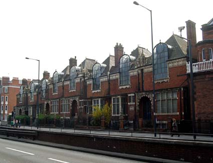 Reservar un hotel cerca de St Pauls Studios