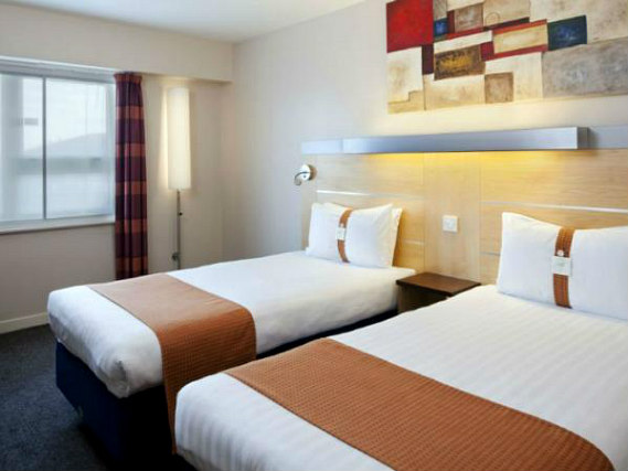 A twin room at Holiday Inn Express London Limehouse is perfect for two guests