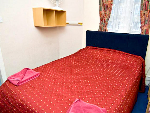 Double room at Boston Court Hotel