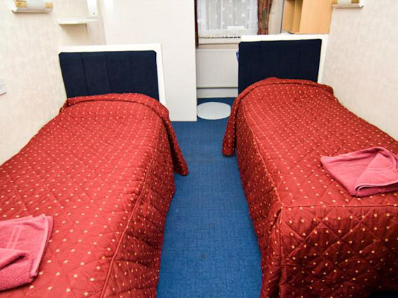 A typical twin room at Boston Court Hotel