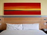 A typical double room at the Holiday Inn Newbury Park