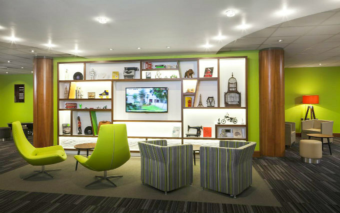 The hallway at Holiday Inn Regents Park