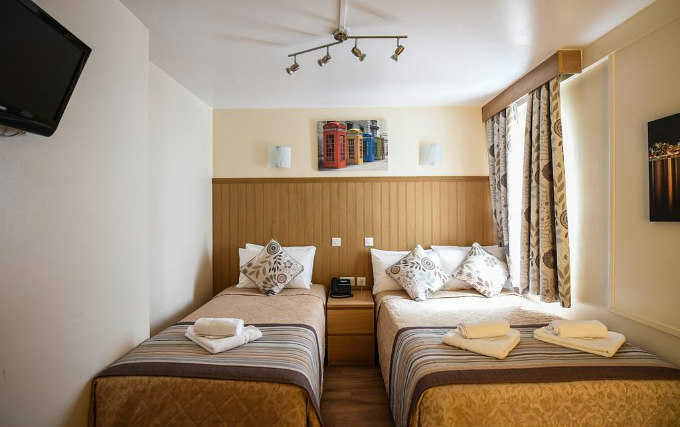 Triple room at Linden House Hotel