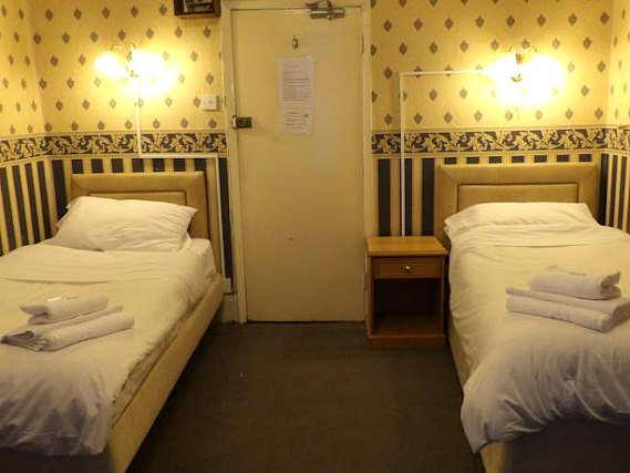 Une chambre avec lits jumeaux de Notting Hill Guest House