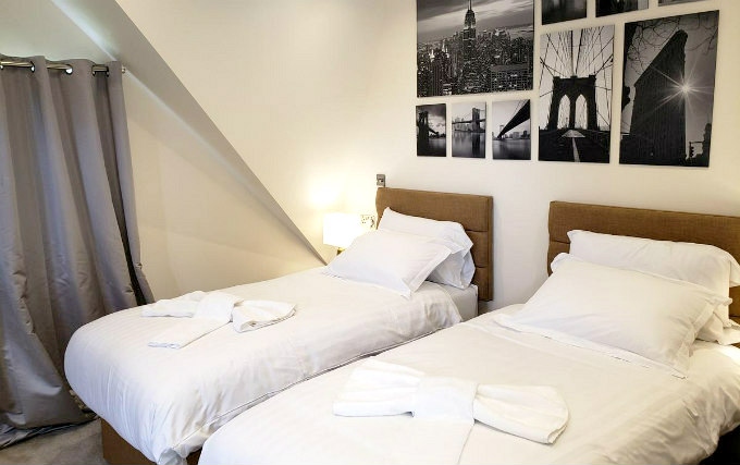 Twin room at Blue Star Hotel London