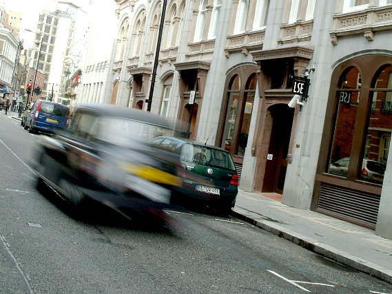 Grosvenor House Studios TopFloor! is situated in a prime location in Covent Garden close to British Museum