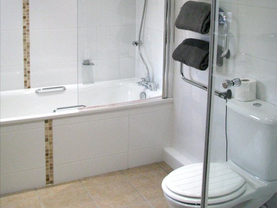 Bathrooms are stylish and modern at Park House Serviced Apartments