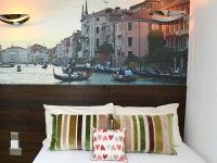 A double room at Exhibiton Court Hotel 4