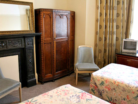 A twin room at Hotel Sergul