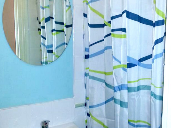 Le coin salle de bains de Excel Guest House London