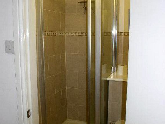 Bathroom at Amhurst Hotel
