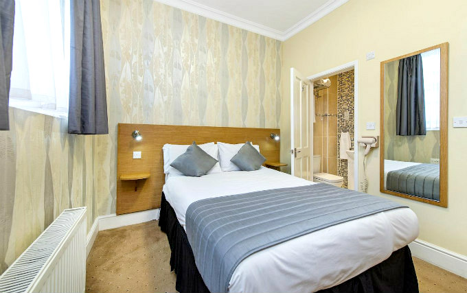 A typical double room at Pimlico Inn