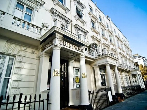 Park Hotel London is situated in a prime location in Victoria close to St Georges Square