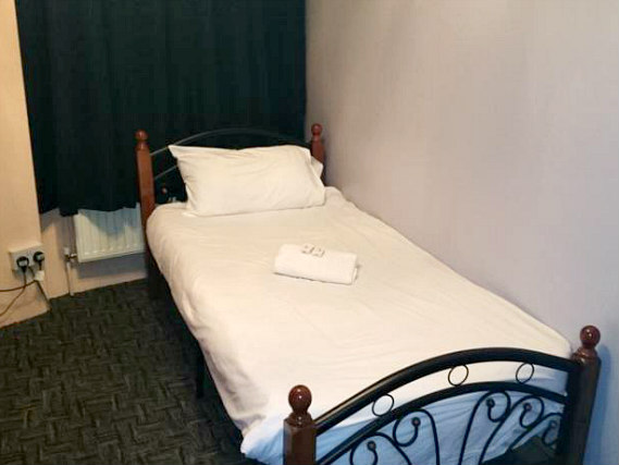 Une chambre simple à City View Hotel Stratford