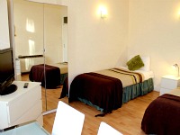 Rooms at Palace Court Holiday Apartments come with many facilities