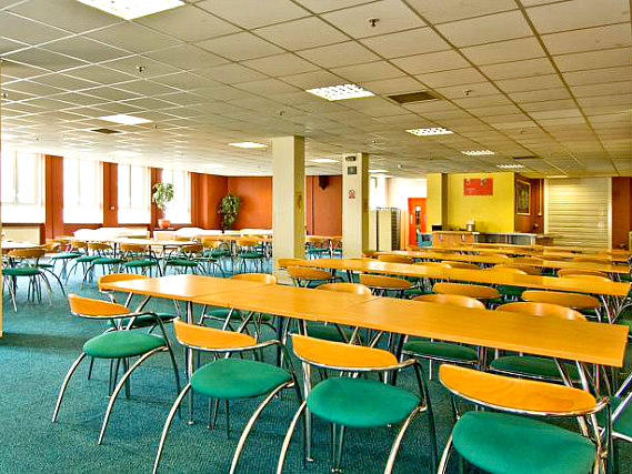 A place to eat at Bankside Apartments