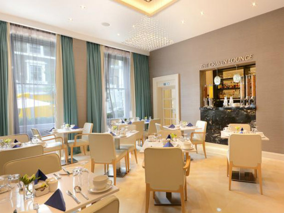 Enjoy a great breakfast at Hyde Park Premier Hotel