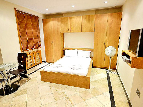 Get a good night's sleep at Apart Hotel 73