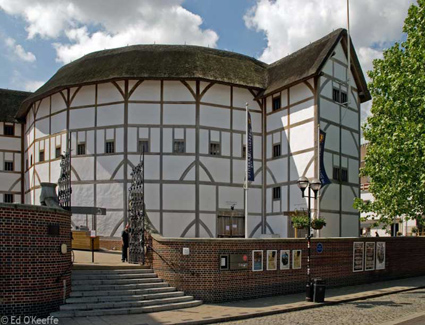 Book a hotel near Shakespeares Globe Theatre