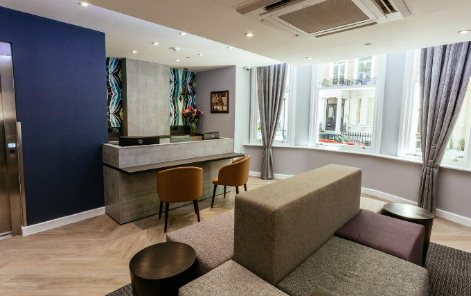 The hallway at Oliver Plaza Hotel