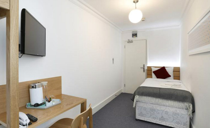 Single Room at Prince William Hotel