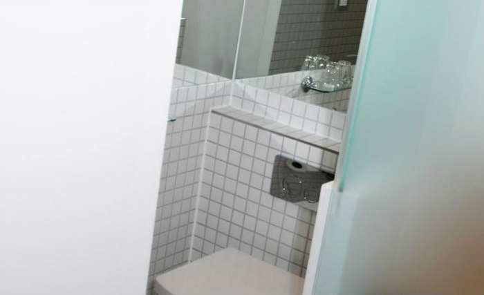 A typical bathroom at Prince William Hotel