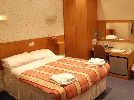 Enjoy tea and coffee making facilities, telephone and use of a hair dryer