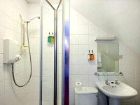 A typical bathroom at the Royal Ettrick Hotel