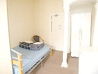 A basic Single room at Bayswater Budget Rooms