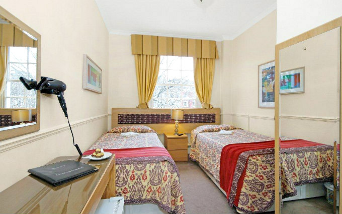 A typical twin room at Admiral Hotel London