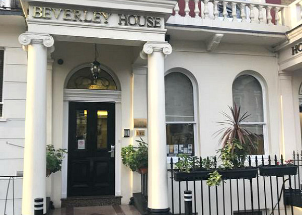 The entrance to Beverley City Hotel