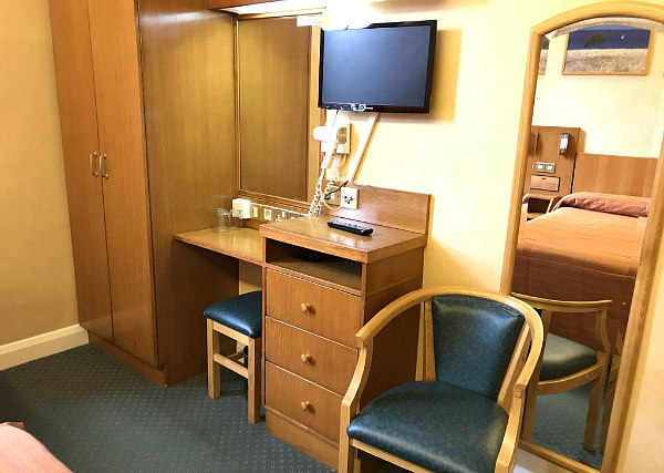 Room facilities at Beverley City Hotel