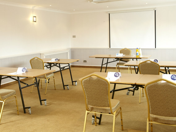 Une zone collective à Best Western Cumberland Hotel