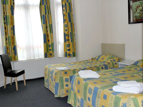 Triple rooms at Grantly Hotel London are the ideal choice for groups of friends or families