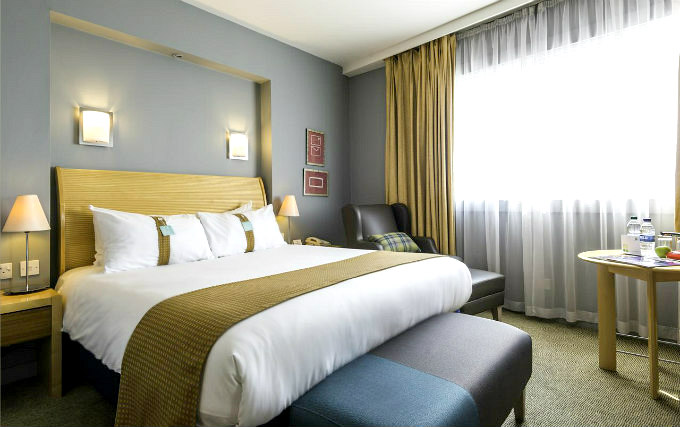 A double room at Holiday Inn Heathrow Ariel