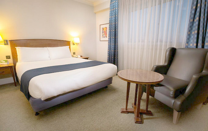 A comfortable double room at Holiday Inn Heathrow Ariel