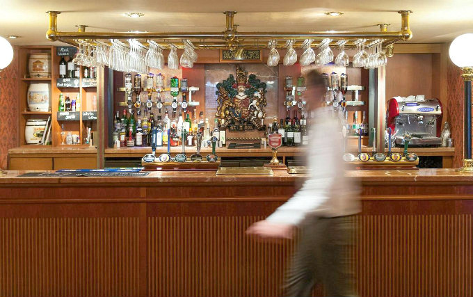 Bar at Ibis Hotel London