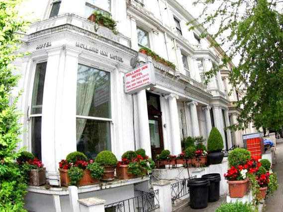 Holland Inn Hotel is situated in a prime location in Kensington close to Holland Park