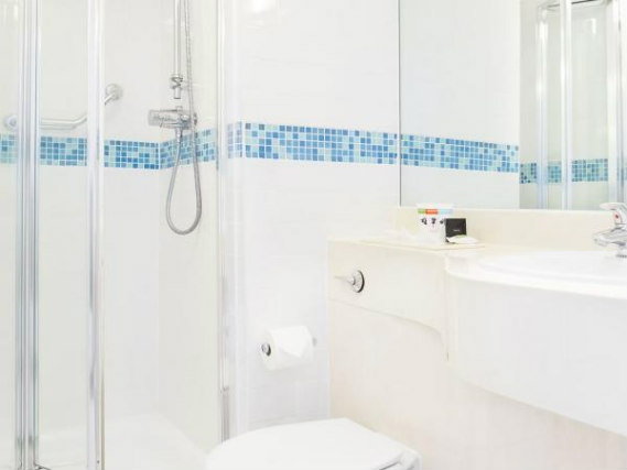 A typical shower system at County Hotel Woodford