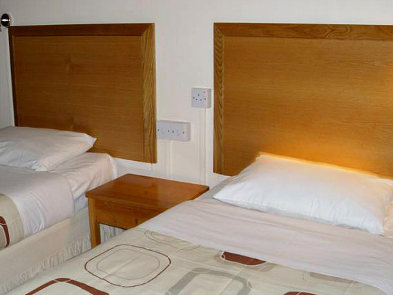 Une chambre avec lits jumeaux de The Elstree Inn