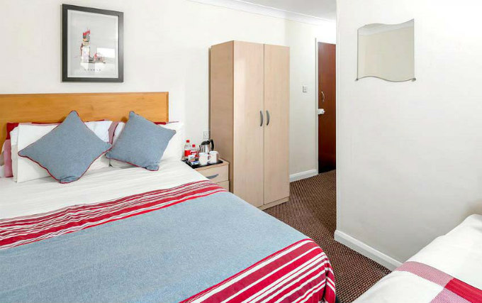 A typical triple room at The Elstree Inn