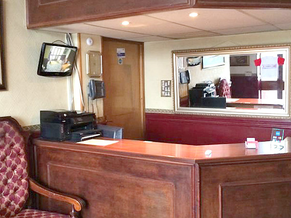 La réception de Lindal Hotel