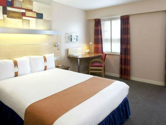 Get a good night's sleep in your comfortable room at Holiday Inn Express London Limehouse